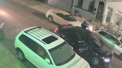 North Philadelphia - Police searching for suspects caught on camera shooting at bar patrons in North Philadelphia - fox29.com - state Delaware