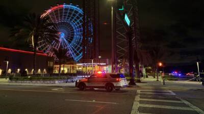 Teen dies after fall from drop tower ride at Orlando's ICON PARK, authorities say - fox29.com - county Orange - county Park