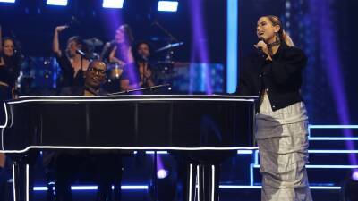 ‘Name That Tune’ will feature celebrity contestants in Season 2, Randy Jackson says - fox29.com - Usa - Los Angeles