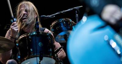 Dave Grohl - Foo Fighters - Alanis Morissette - Taylor Hawkins - Foo Fighters drummer Taylor Hawkins dead at age 50, band says - globalnews.ca - Usa - Spain - state California - state Texas - Jordan - county Taylor - Colombia - city Bogota, Colombia - county Hawkins - county Worth - county Oliver