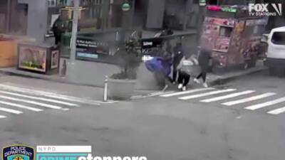 73-year-old NYC man attacked in broad daylight in attempted robbery - fox29.com - New York