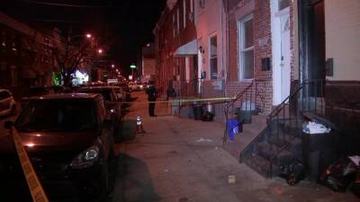 Scott Small - Police: Girlfriend named person of interest after man shot in Grays Ferry apartment - fox29.com - county Gray
