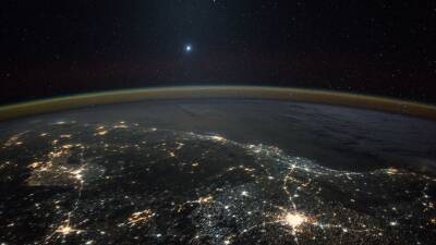 Attention stargazers: When, where to see Venus, Mars, Saturn - fox29.com - Japan - Usa - Los Angeles