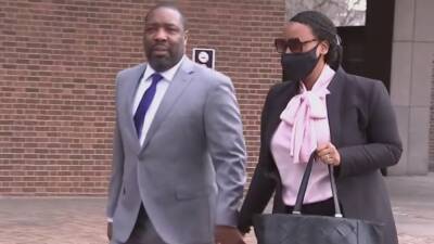 Jury deliberates in corruption trial of Philly Councilman Kenyatta Johnson, his wife and 2 others - fox29.com - city Center