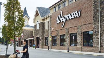 Wegmans to eliminate plastic bags at all stores by the end of 2022 - fox29.com