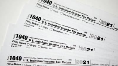 Luke Sharrett - Tax Day 2022: Deadline to file is Monday — what to know if you need an extension - fox29.com - Washington - city Washington, area District Of Columbia - area District Of Columbia - state Massachusets - state Kentucky - state Maine - city Louisville, state Kentucky