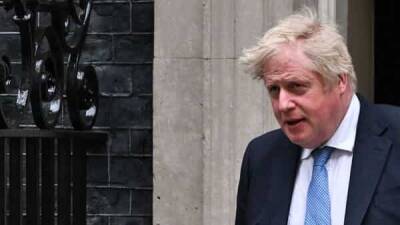 Boris Johnson - UK PM Boris Johnson apologises to Parliament for breaking Covid rules - livemint.com - India - Britain