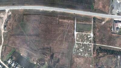 Vladimir Putin - Satellite photos show possible mass graves near Mariupol as Russia attacks in east - fox29.com - Russia - Ukraine