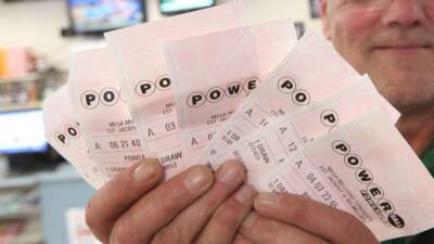 Powerball jackpot grows to $454M after no top winner in Monday drawing - fox29.com - state Massachusets - state Connecticut - state North Carolina - state Texas - city Boston, state Massachusets