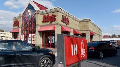 Arby’s manager arrested after allegedly throwing hot grease on customer - fox29.com - state Alabama - city Birmingham