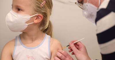 My five-year-old is now eligible for a Covid vaccine – an expert's view on what you should do - manchestereveningnews.co.uk - Britain - city Manchester