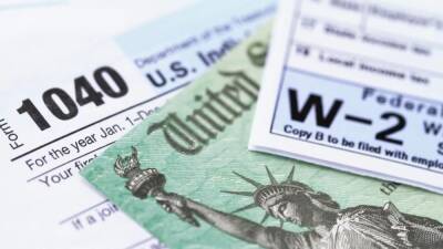 Does the IRS owe you money? 1.5M people could get $800 or more because they haven't filed their 2018 return - fox29.com