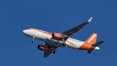 EasyJet cancels flights due to Covid sickness among staff - rte.ie - Britain - Sweden