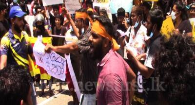 Gotabaya Rajapaksa - Wimal Weerawansa - Protests erupt across Sri Lanka; Protestors refuse to accept interim solution - newsfirst.lk - Sri Lanka