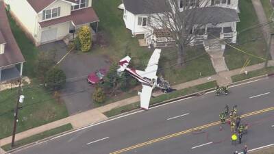 Small airplane crashes in Central NJ - fox29.com - state New Jersey - Jersey - county Somerset