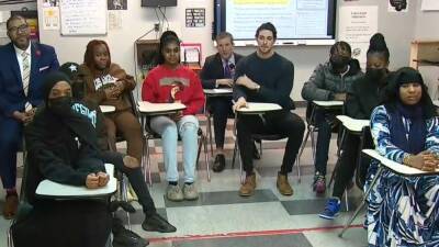Philadelphia students start GoFundMe to buy teacher new shoes, raise $3K - fox29.com - state Pennsylvania - Philadelphia, state Pennsylvania - Jordan