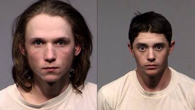 PD: 2 men arrested for stealing car, taking it on a joyride, then crashing in Arizona - fox29.com - state Arizona - county Valley - county Scott