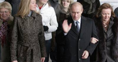 Joe Biden - Vladimir Putin - Russia - U.S. targets Putin’s kids, Russia’s Sberbank with new sanctions over Ukraine war - globalnews.ca - Usa - Russia - state Indiana - Ukraine