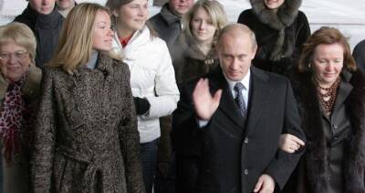 Joe Biden - Vladimir Putin - Russia - Vladimir Putin’s daughters now sanctioned by the U.S. Here’s why - globalnews.ca - Usa - Russia - Ukraine