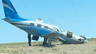Pilot survives plane crash after aborting take-off - fox29.com - state Colorado