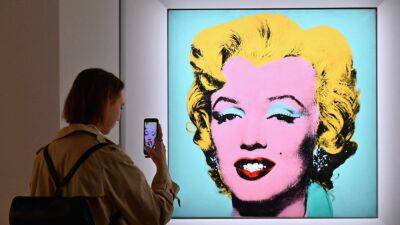 Marilyn Monroe - Andy Warhol's Marilyn Monroe portrait sells for record $195 million at auction - fox29.com - New York - state New York - county Monroe