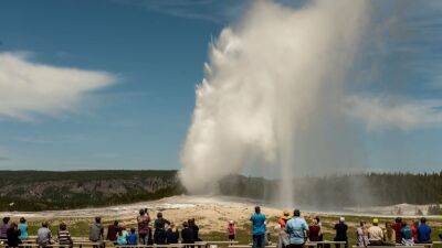 Yellowstone National Park rocked by 4.2-magnitude earthquake - fox29.com - Usa - county Park - state Montana - state Wyoming - city Mexico City