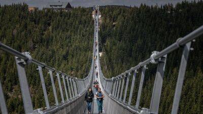 World’s longest pedestrian suspension bridge opens in Czech Republic resort - fox29.com - Netherlands - Poland - Czech Republic - city Prague