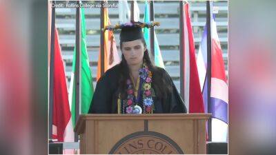 Nonspeaking valedictorian with autism delivers inspiring speech at Florida college - fox29.com - state Florida - county Park - city Winter Park, state Florida