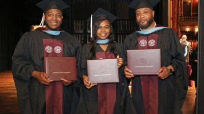 Family affair: Father, son and daughter graduate together with education degrees - fox29.com - state Mississippi
