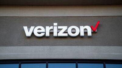 Verizon raises fees for wireless service, adds new charge for businesses - fox29.com - Usa - state Kansas