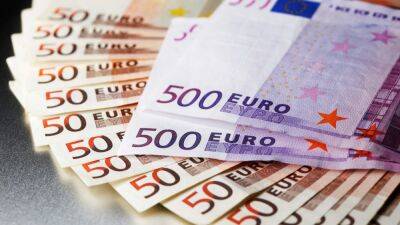 Irish billionaires' wealth rose €16bn during the pandemic - rte.ie - Switzerland - Ireland