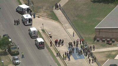 Greg Abbott - Texas school shooting: 14 students and 1 teacher dead, suspected gunman killed - fox29.com - state Texas - city San Antonio - county Uvalde