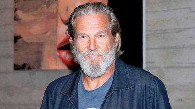 Jeff Bridges Reveals He Was 'Pretty Close to Dying' While Fighting COVID-19 Amid Cancer Battle - etonline.com