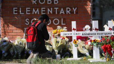 Chris Murphy - Salvador Ramos - Texas school shooting: Salvador Ramos told classroom ‘it’s time to die,’ survivor says - fox29.com - state Texas - county Uvalde