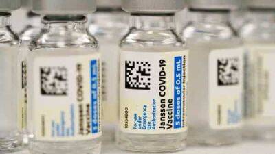 US restricts Johnson & Johnson’s covid vaccine due to blood clot risk - livemint.com - Usa - India - county Johnson