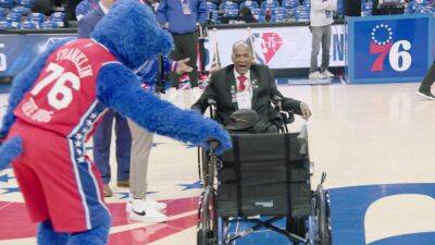 Philadelphia 76ers surprise longtime national anthem singer with new wheelchair - fox29.com
