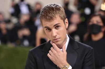 Justin Bieber - Justin Bieber Shares Health Update, Reveals Facial Paralysis From Rare Neurological Condition - etcanada.com