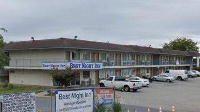 Police: 14-year-old boy shot in drive-by shooting at motel in New Castle - fox29.com - state Delaware - county New Castle