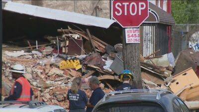 Philadelphia firefighter killed: Eyewitnesses describe horrifying moments as building collapses - fox29.com - state Indiana