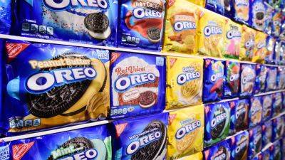Oreo releasing limited edition cookie with a triple twist - fox29.com - state Massachusets