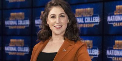 'Jeopardy' Host Mayim Bialik Reveals She Has COVID-19 - Here's What That Means For The Game Show - justjared.com