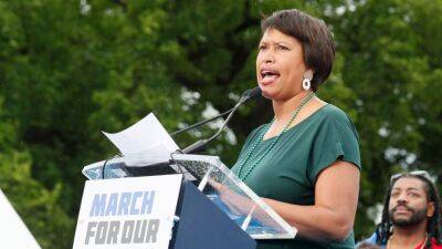 Muriel Bowser - Mayor Muriel Bowser wins DC Primary Election, will go on to run for third term in November - fox29.com - Washington - city Washington