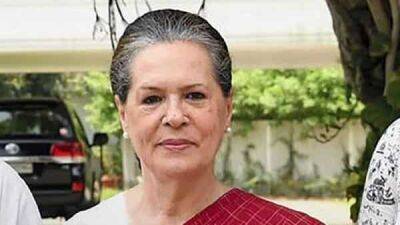 Sonia Gandhi - Sonia Gandhi seeks exemption from ED appearance, cites COVID-19 recovery issues - livemint.com - India