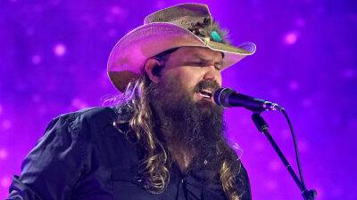 Chris Stapleton postpones tour shows after testing positive for COVID-19 - foxnews.com - Usa - state Tennessee - state Ohio - state Texas - county Cleveland - city Salt Lake City - Houston, state Texas - state Utah - city Denver - state Colorado