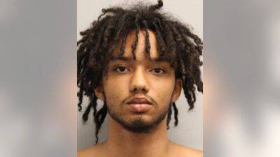 Teen charged for assaulting trooper during police pursuit in Delaware - fox29.com - state Delaware - county Sussex - county Perry