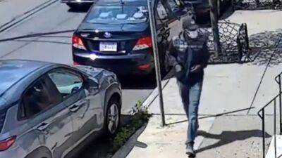 Spring Garden - Bystanders come to rescue of woman bit by suspect in Spring Garden robbery, police say - fox29.com