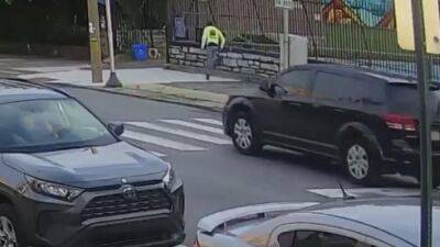 Video: Police searching for suspects wanted in connection with Germantown drive-by shooting - fox29.com - city Germantown