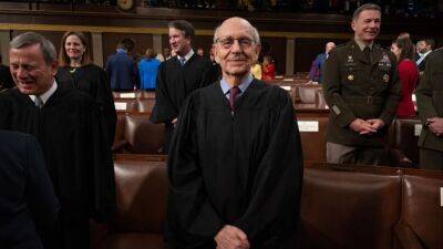 Joe Biden - Supreme Court Justice Stephen Breyer to retire Thursday: 'It has been my great honor' - fox29.com - Washington