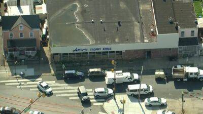 Police: 2 bodies found inside building in Feltonville - fox29.com - city Philadelphia