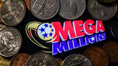 Mega Millions jackpot soars to $530M for Tuesday’s drawing - fox29.com - state California - state Tennessee - state South Carolina